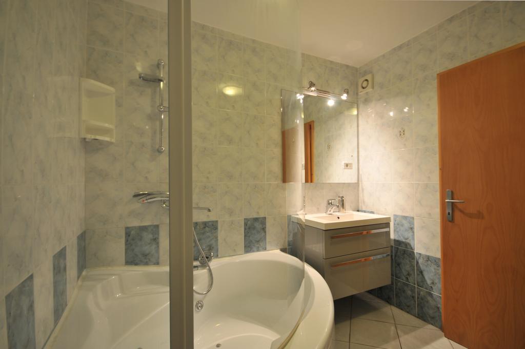 Apartment Rubin Pirano Esterno foto